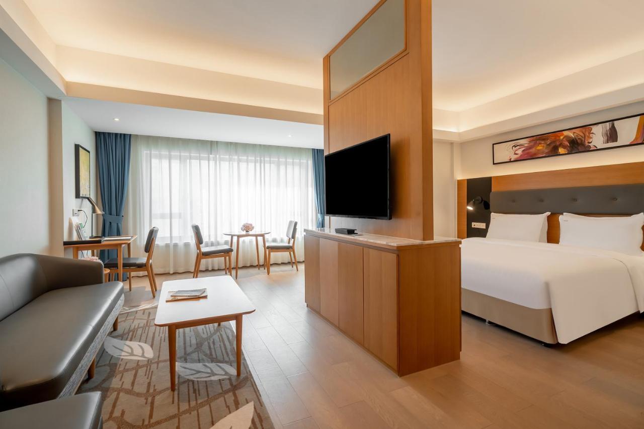 Holiday Inn Shanghai Hongqiao Central By Ihg Exteriör bild